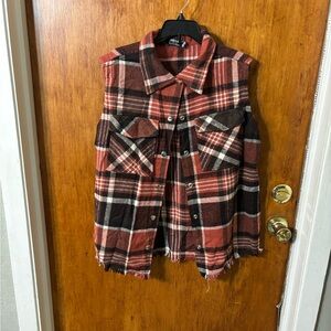 Jolie &Joy Red and Brown Plaid Sleeveless Sweater vest